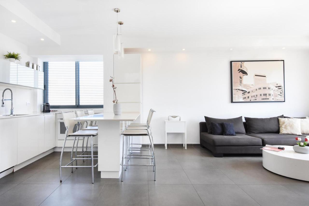 Spacious 2-Br In Shenkin Street By Holyguest Tel Aviv Bagian luar foto